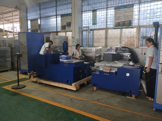 Hoge Frequentie Willekeurig Trilling het Testen Verticaal en Horizontaal Materiaal