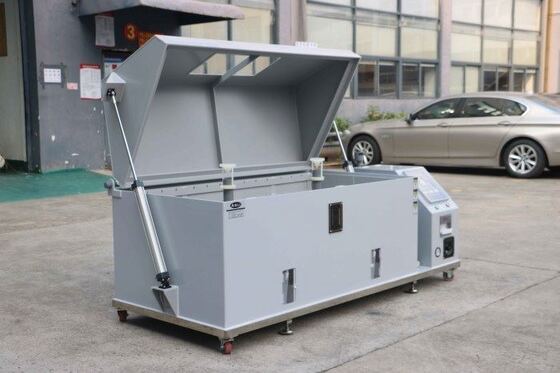 Astm B117 Automatische continue spuitstuk Versnelde veroudering Zoutspray-testmachine Zeesoutnevel Corrosieweerstandstester