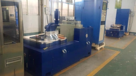 De eleltrodynamische Geschatte Kracht van Shaker Testing Equipment With 600kg ontmoet IEC61373-Trillingstest